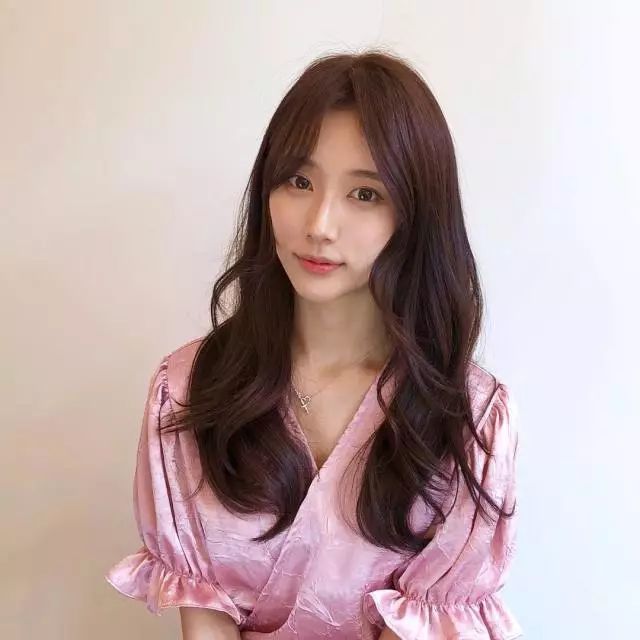 2024中長發(fā)最新發(fā)型女，指南與步驟詳解，打造時尚發(fā)型！