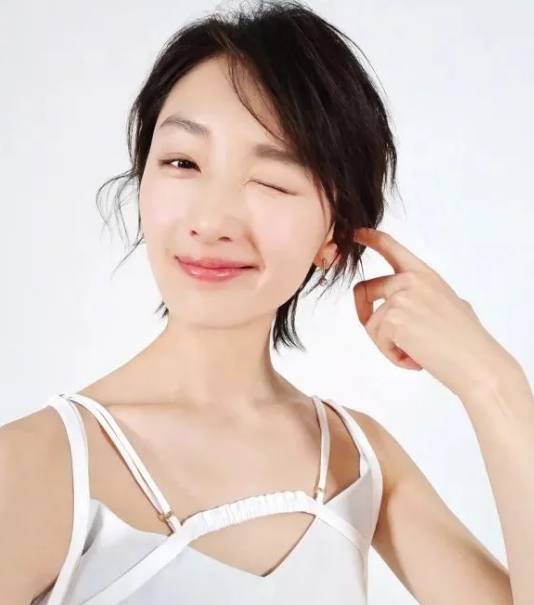 多元審美時(shí)代下的獨(dú)特魅力，小眼睛明星的魅力風(fēng)采