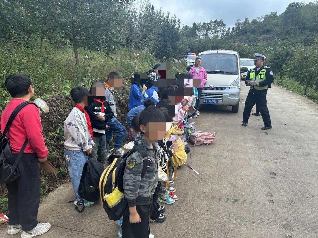 清鎮(zhèn)幼兒園招聘信息，啟程自然美景之旅，探尋內(nèi)心的寧?kù)o港灣教育之旅啟航