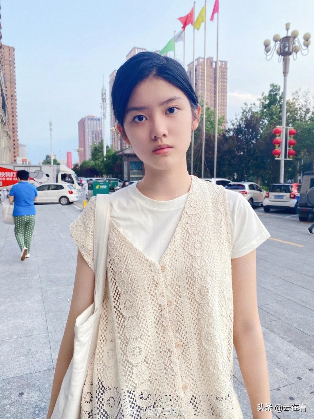 趙蘊(yùn)卓近照，日常小確幸與友情的溫馨時光