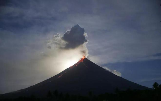 富士山火山動(dòng)態(tài)更新，追尋內(nèi)心平靜的旅行之旅
