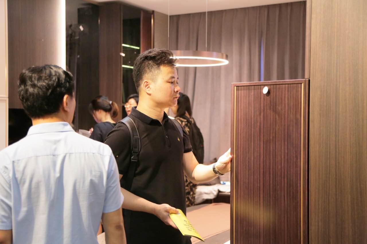 探尋小巷中的獨特家居秘境，解析我樂家居為何暫不上市的原因