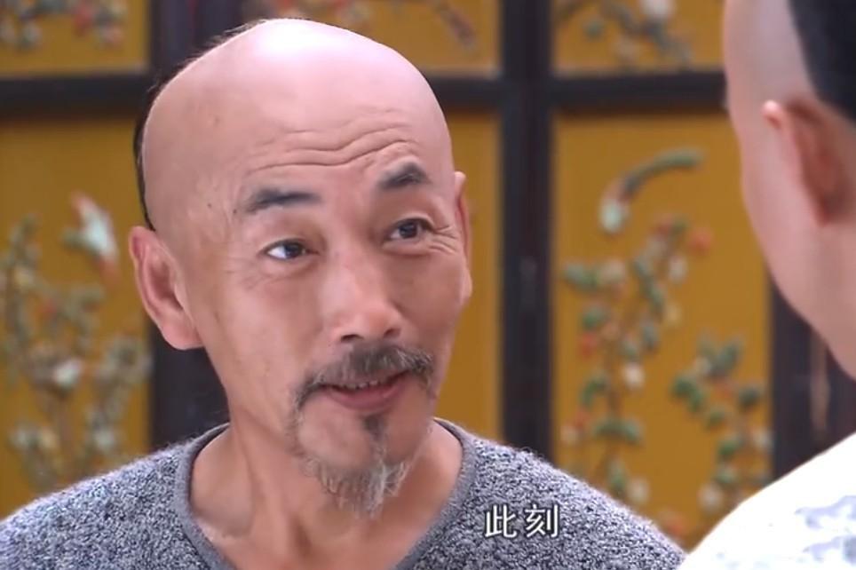 最新剿匪劇與巷弄深處的特色小店，探秘背后的故事