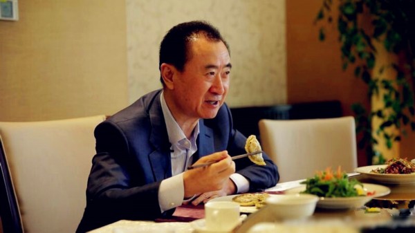 王健林引領(lǐng)科技革新，重塑生活體驗(yàn)，科技巨擘展望未來新篇章