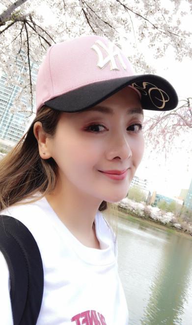 臀部打針視頻，文化現(xiàn)象的深度解讀與探討