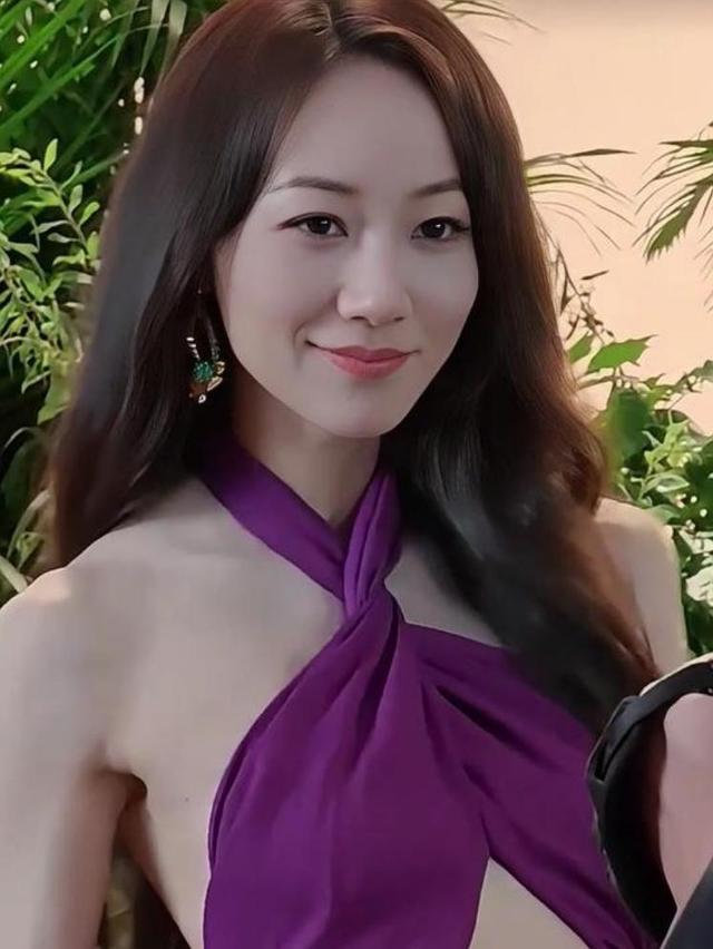 女性頭像時(shí)尚潮流演變，最新風(fēng)尚與2025年流行趨勢預(yù)測