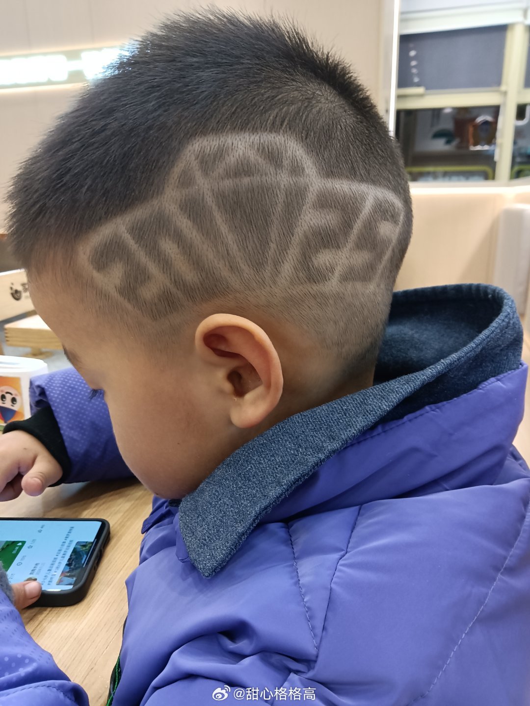 小杰的潮流之旅，最新兒童發(fā)型男的友情故事與發(fā)型風(fēng)采