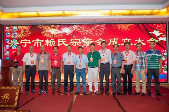 賴氏最新動(dòng)態(tài)引領(lǐng)科技潮流，重塑未來生活體驗(yàn)新篇章
