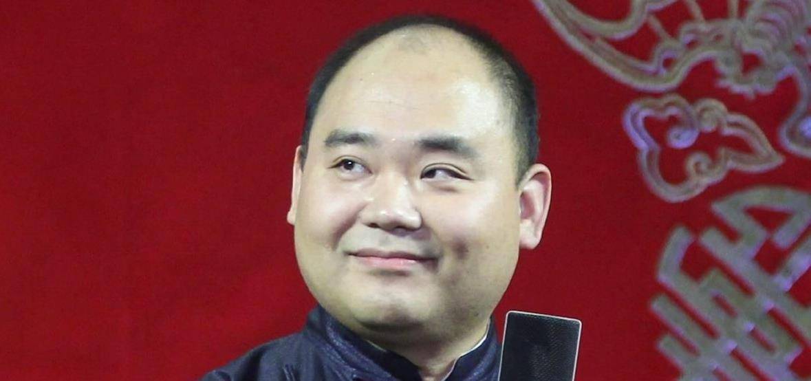 侯震最新，自然美景之旅，探尋內(nèi)心平和之地