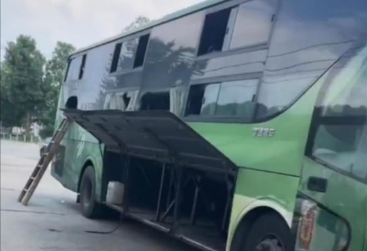 大巴車最新視頻，自然之旅的心靈探索，重拾寧?kù)o的旅程