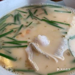 探尋黃魚最新美食熱門目的地，海鮮美食盛宴等你來體驗(yàn)！
